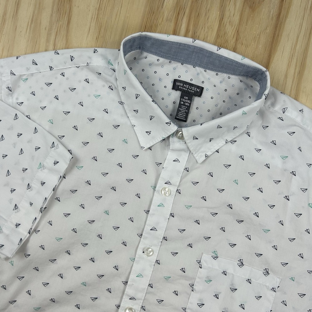 Van Heusen Never Tuck Pattern Button Shirt Short‎ Sleeve White Size 2XL Untuck